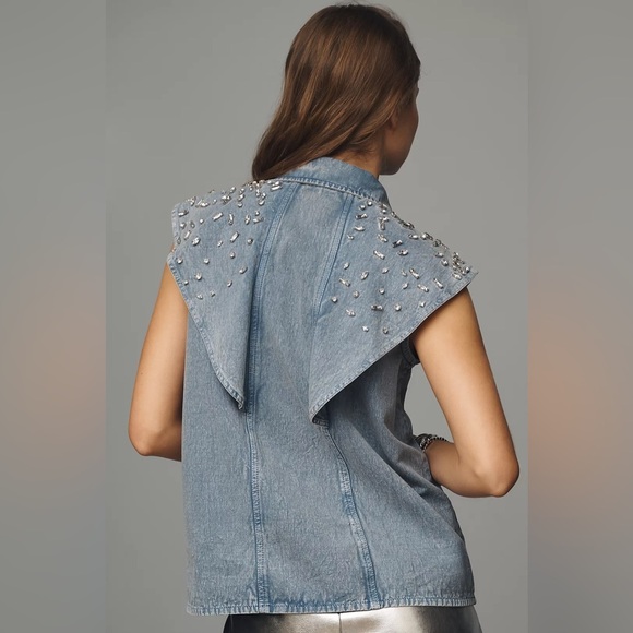 NWT! Anthropologie Let Me Be Flutter-Sleeve Embellished Top - Size Medium 🍬 - Picture 2 of 10